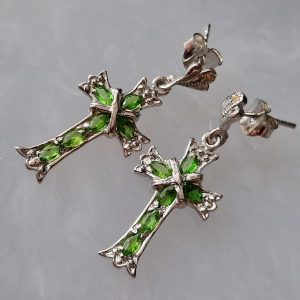 Серьги серебро натуральный хромдиопсид