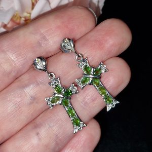 Серьги серебро натуральный диопсид