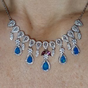 Ожерелье серебро природный голубой опал + родолит