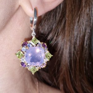 Серьги серебро природный лавандовый кварц + родолит + хризолит