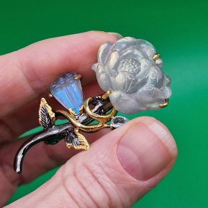 Брошь серебро природный лабрадор