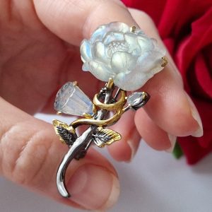 Брошь серебро натуральный лабрадорит