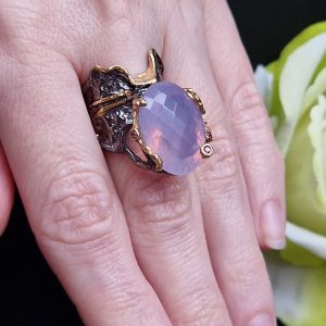 Перстень серебро натуральный лавандовый кварц