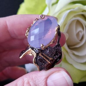 Перстень серебро натуральный лавандовый кварц