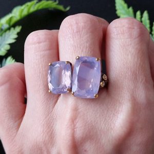 Кольцо серебро природный лавандовый кварц