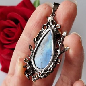 Кулон серебро природный лабрадорит