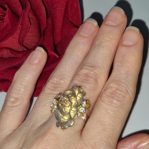 Перстень серебро натуральный лабрадор