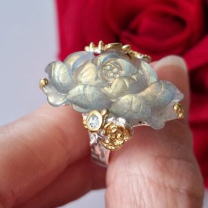 Перстень серебро натуральный лабрадорит