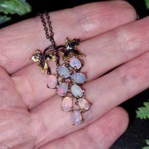 Колье серебро природный эфиопский опал