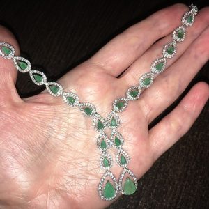 Ожерелье серебро натуральный изумруд
