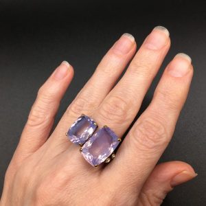 Кольцо серебро природный лавандовый аметист