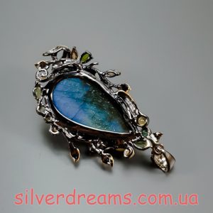 Кулон серебро природный лабрадор