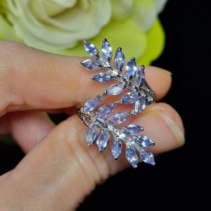 Перстень серебро натуральный танзанит