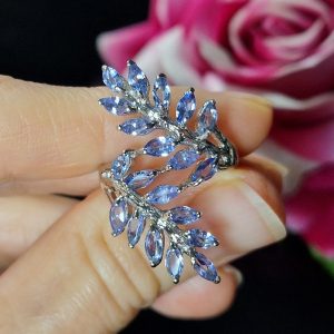 Перстень серебро натуральный танзанит