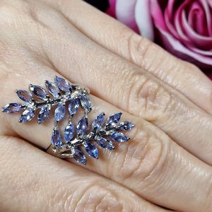 Перстень серебро натуральный танзанит