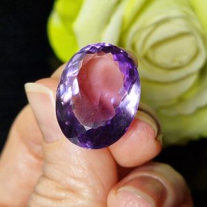Природный аметист овал 22х17 мм