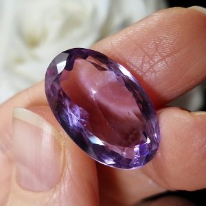 Природный уругвайский аметист