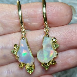 Серьги серебро натуральный радужный огненный опал