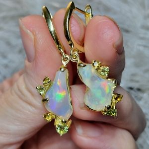 Серьги серебро натуральный эфиопский опал