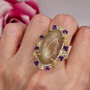 Кольцо серебро природный золотистый сапфир + аметист + топаз
