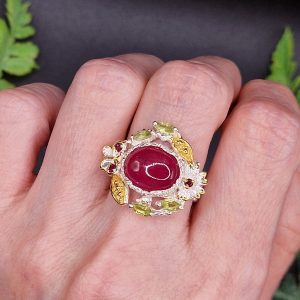 Перстень серебро натуральный рубин + гранат + хризолит