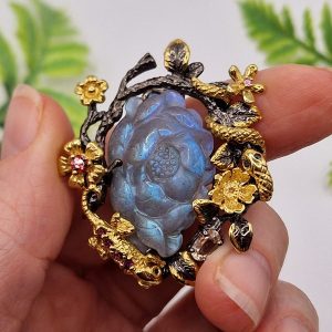 Брошь серебро натуральный лабрадорит