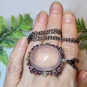 Ожерелье серебро натуральный розовый кварц