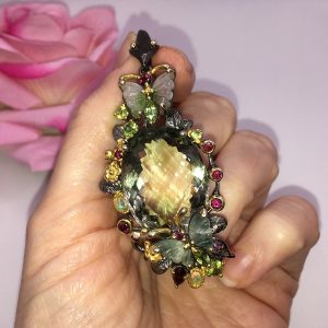 Кулон серебро природный зелёный аметист (празиолит) + турмалин + опал + хризолит