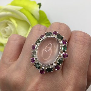 Перстень серебро натуральный розовый кварц + турмалин + родолит