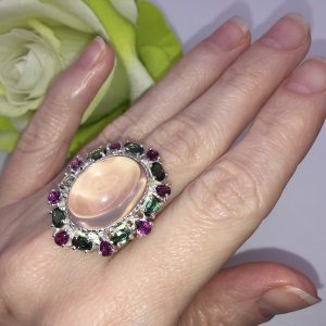 Перстень серебро натуральный розовый кварц + турмалин + родолит