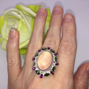 Коктейльное кольцо серебро природный розовый кварц + турмалин + родолит