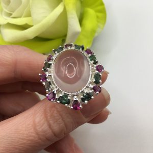 Коктейльное кольцо серебро природный розовый кварц + турмалин + родолит