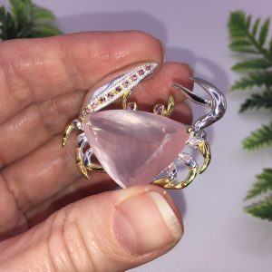 Брошь серебро природный розовый кварц