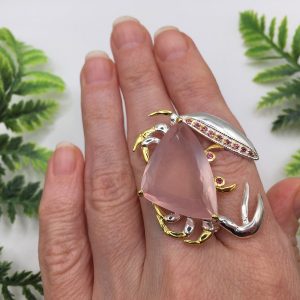 Брошь серебро природный розовый кварц