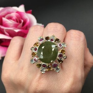Кольцо серебро природный зелёный сапфир + турмалин + топаз + родолит