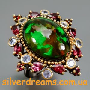 Перстень серебро натуральный радужный чёрный опал + иолит + родолит