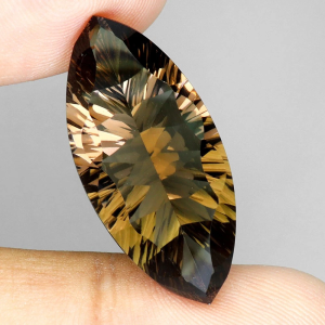 Крупный натуральный раухтопаз (дымчатый кварц)