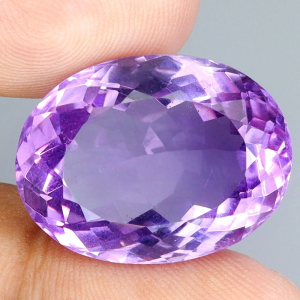 Натуральный аметист овал 22х17 мм