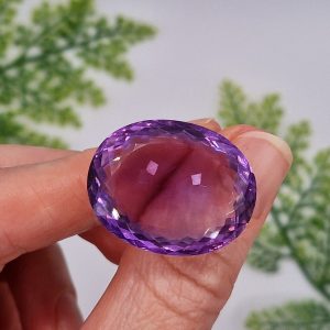 Природный аметист овал 27х21 мм