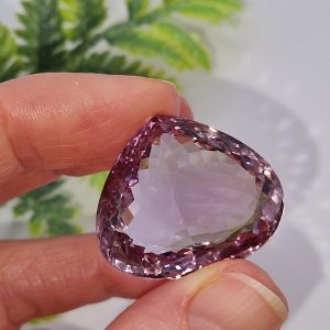 Натуральный аметрин 71 карат