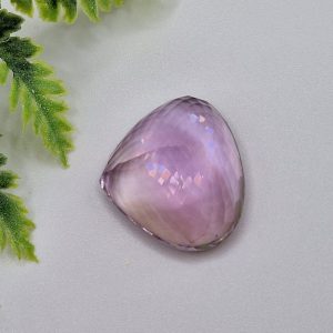 Натуральный аметрин 29х26 мм