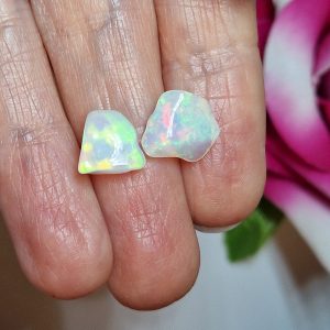 Природный эфиопский опал самородок 2 шт.