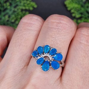 Кольцо серебро природный голубой опал