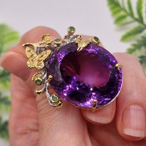 Кулон серебро природный аметист + изумруд