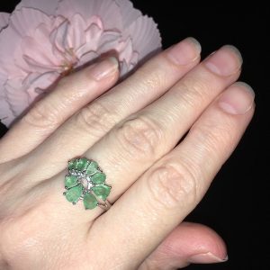 Кольцо серебро природный изумруд