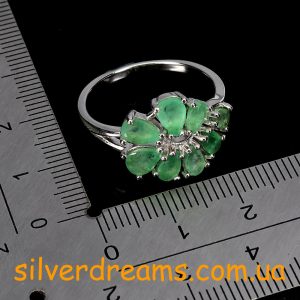 Кольцо серебро природный изумруд