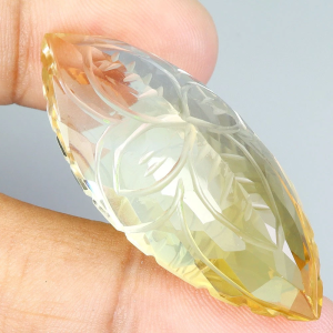 Alternative view of Природный лимонный кварц 72,69 карат (45х19х15 мм)