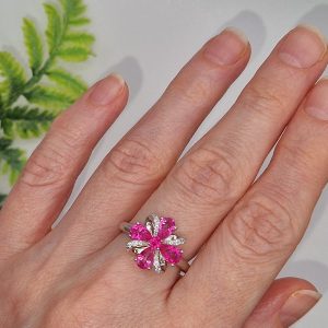 Кольцо серебро натуральный розовый топаз