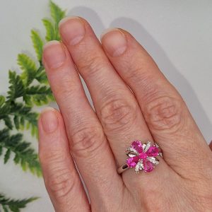 Кольцо серебро природный розовый топаз