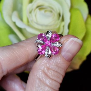 Кольцо серебро натуральный розовый топаз
